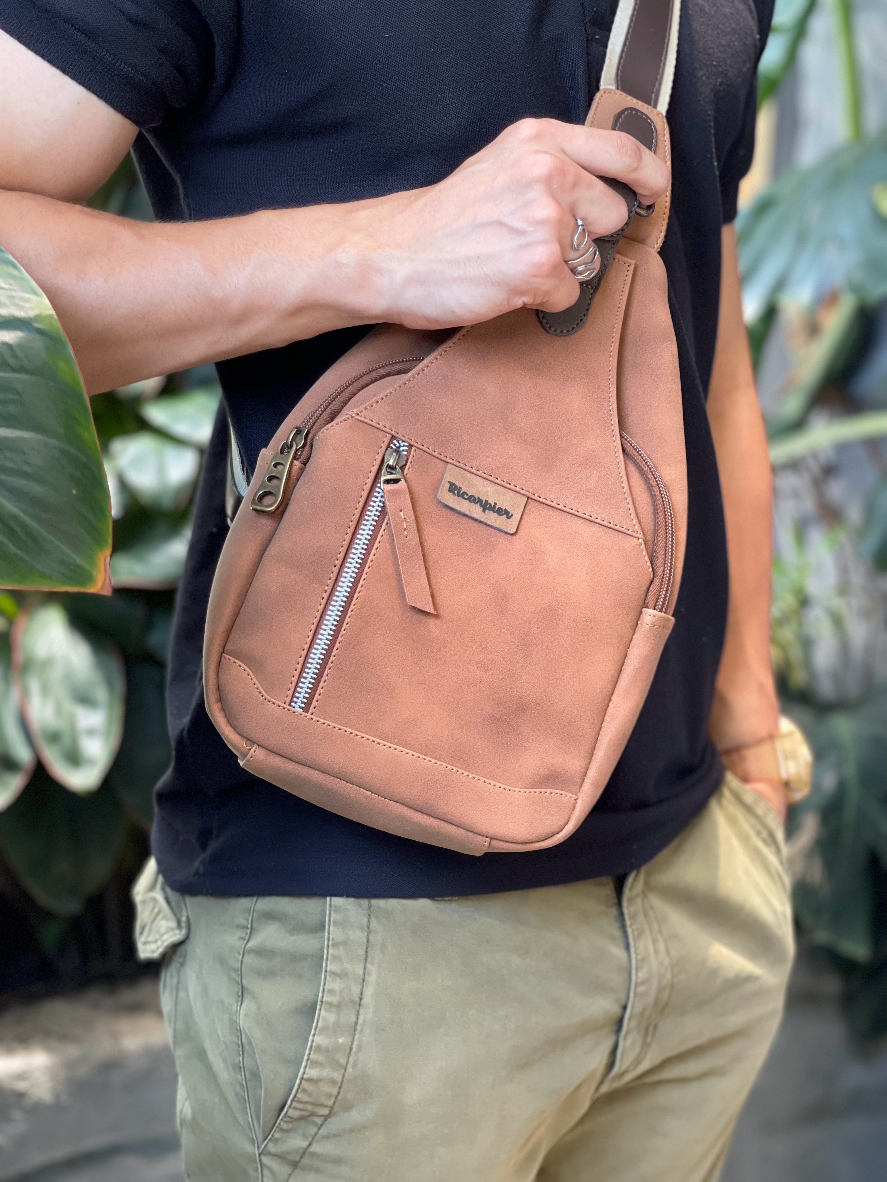 Bandolera Pechera De Piel Para Hombre Cuero Canguro Pechera Para